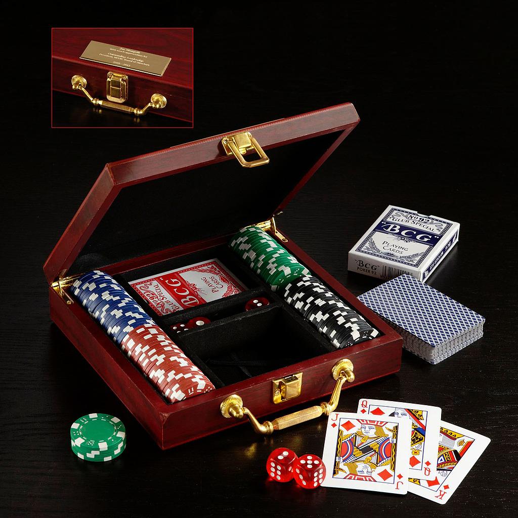 [IC597] Wooden Box Poker Set